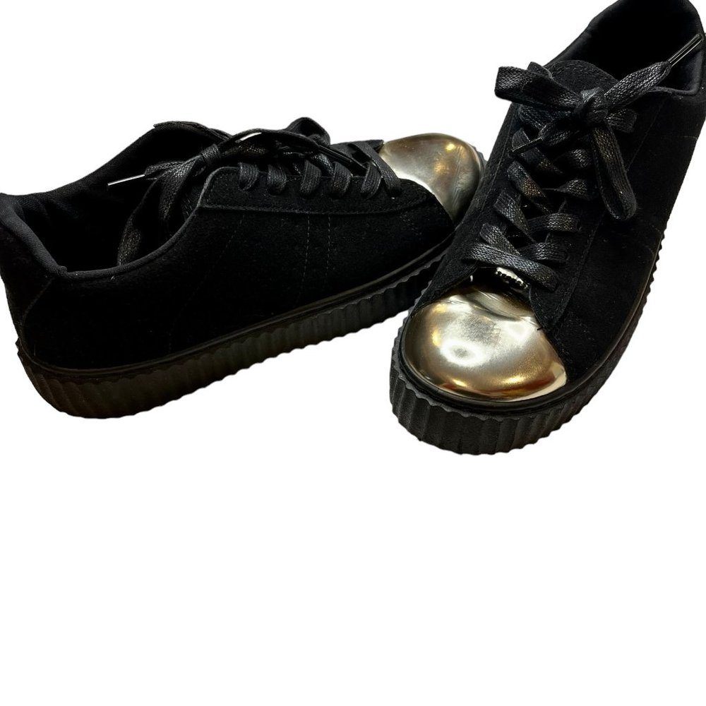 Via Pinky Collection Winnie Black/Gold Toe Platform Sneaker Women Shoe Size 9